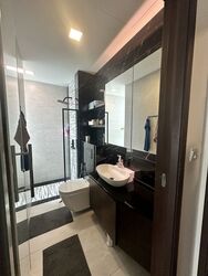 Rosewood Suites (D25), Condominium #558558541